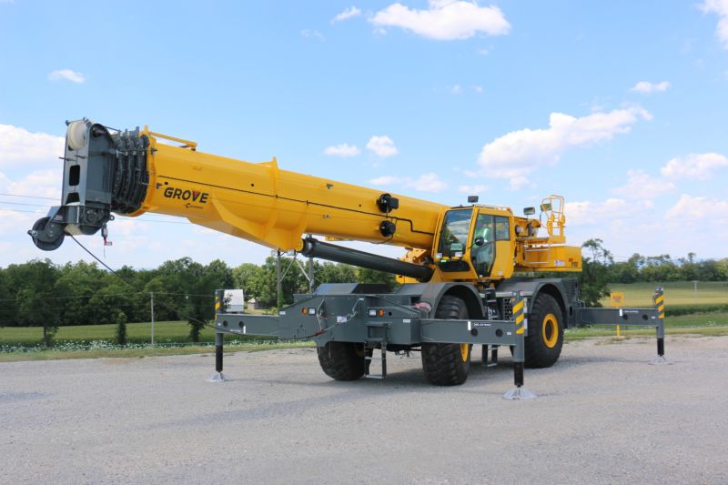 Grove introduces new rough-terrain cranes at bauma 2016