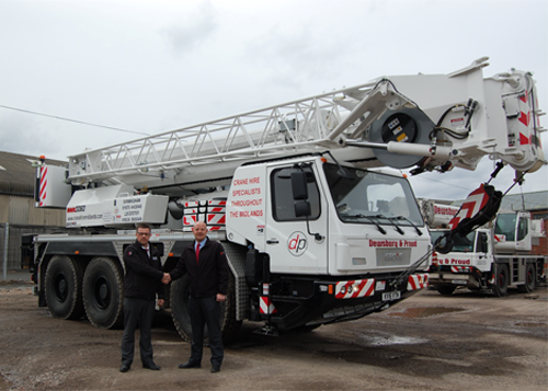 Dewsbury & Proud Ltd purchase three Grove GMK3060s