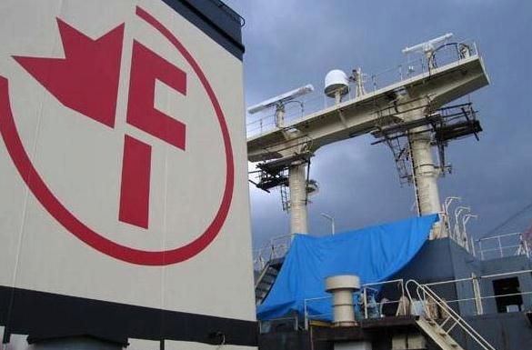 Federal Marine Terminals $3.7 m order includes a Kobelco crane and Hyster forklifts