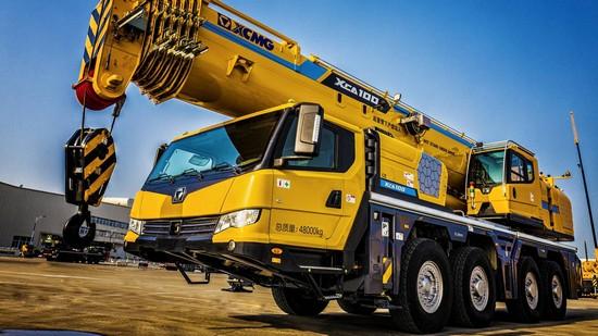 Video of XCMG XCA100E All Terrain crane 1st shown at Bauma