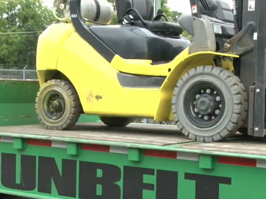 Good News..Thief gets caught trying to resell a stolen Sunbelt Rentals Forklift