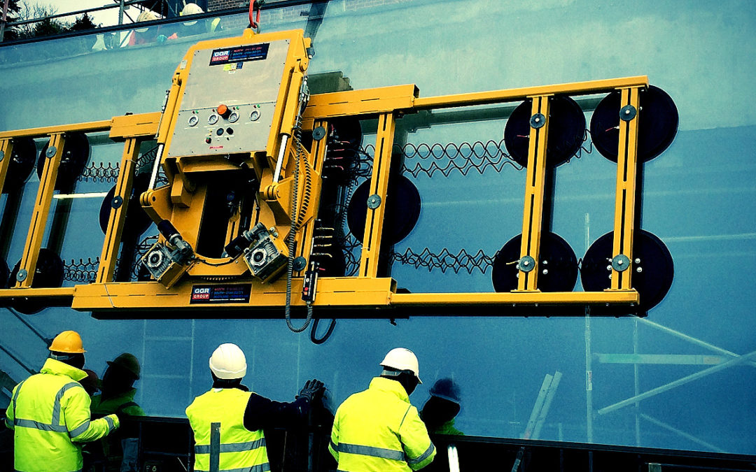 GGR unveils UK’s biggest vacuum lifter
