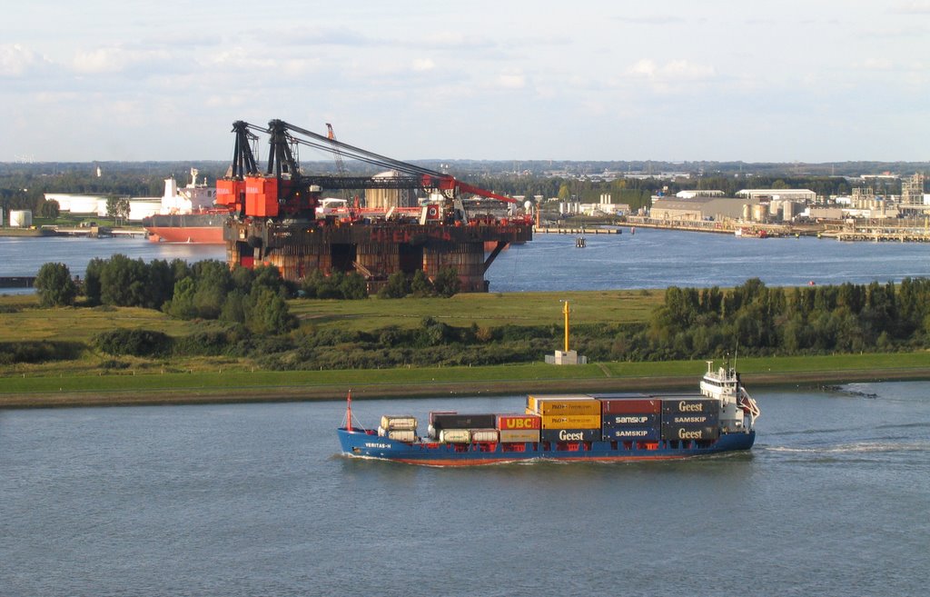 Video Heerema’s Balder and Hermod Semisubmersible Offshore Construction Vessels being prepped for assignment