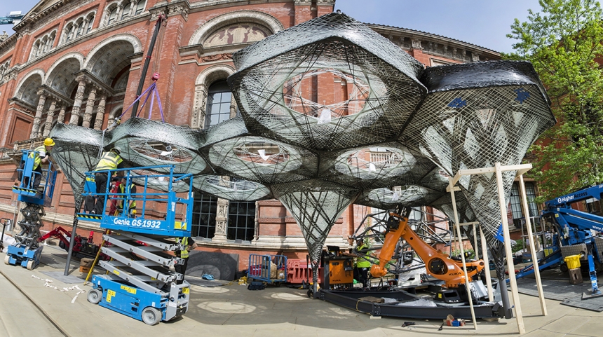 Watch Higher Access Ltd lift equipment transform London’s V&A museum garden in this nice time lapse video.