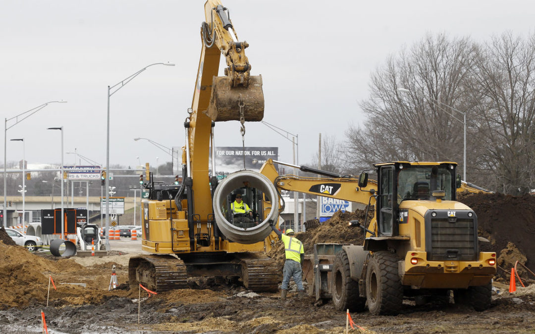 Construction employment up 10% in Iowa, plus winners and losers in other states.