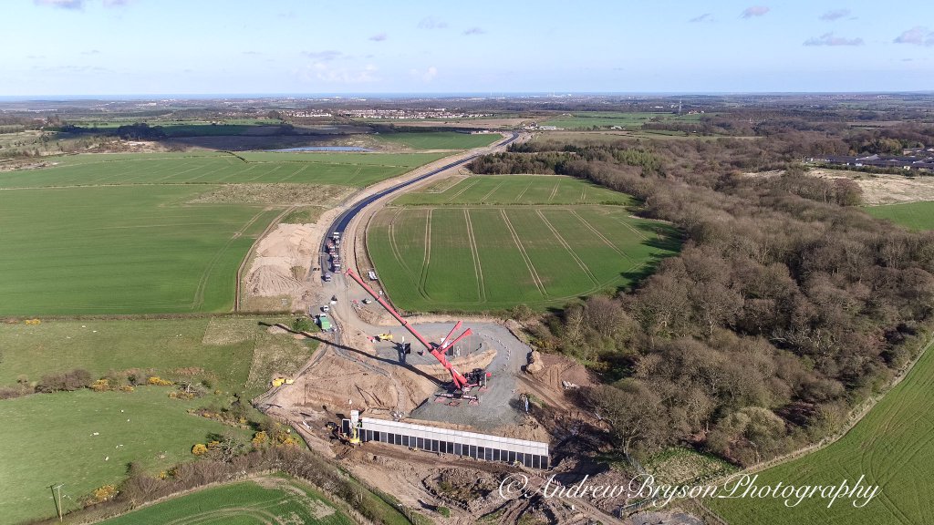 Impressive Time Lapse Video of Mammoet’s 500-ton All Terrain setting 26 concrete blocks @ Morpeth Northern Bypass