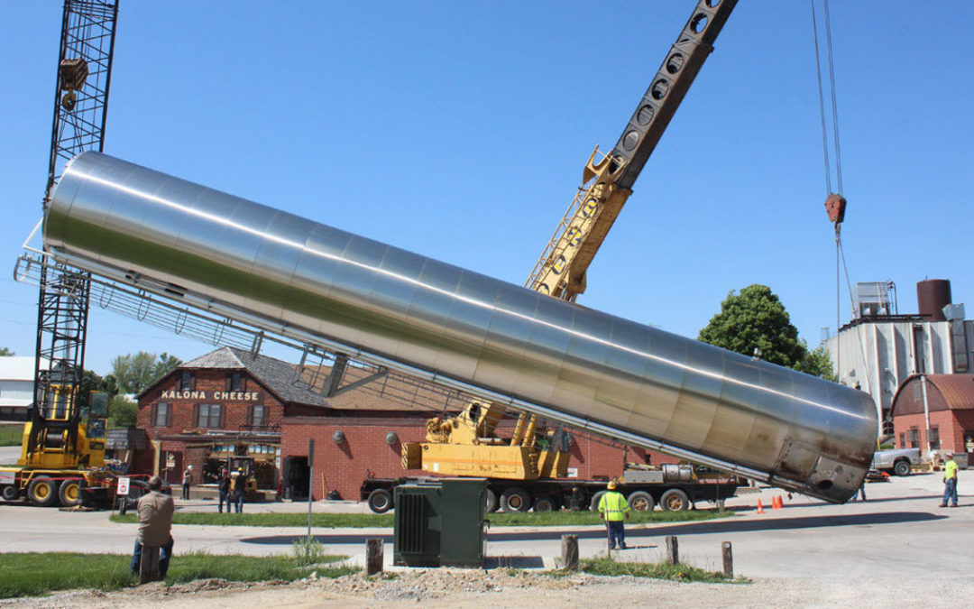 Townsend Crane moves two Iowa landmarks with a Lattice Boom and Hydraulic Truck Crane