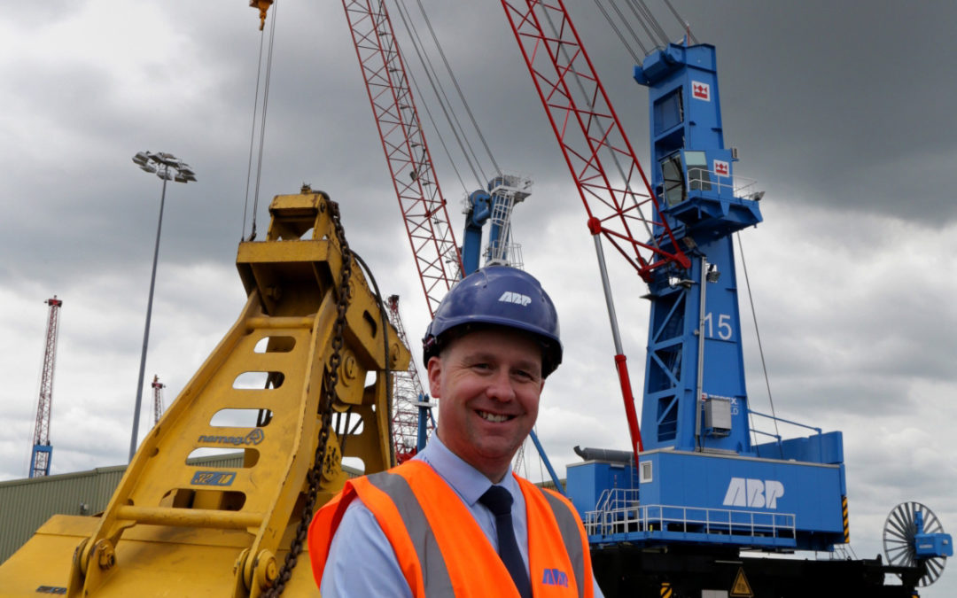 ASSOCIATED BRITISH PORTS ADDS GOTTWALD PORTAL HARBOUR CRANES FOR BULK HANDLING