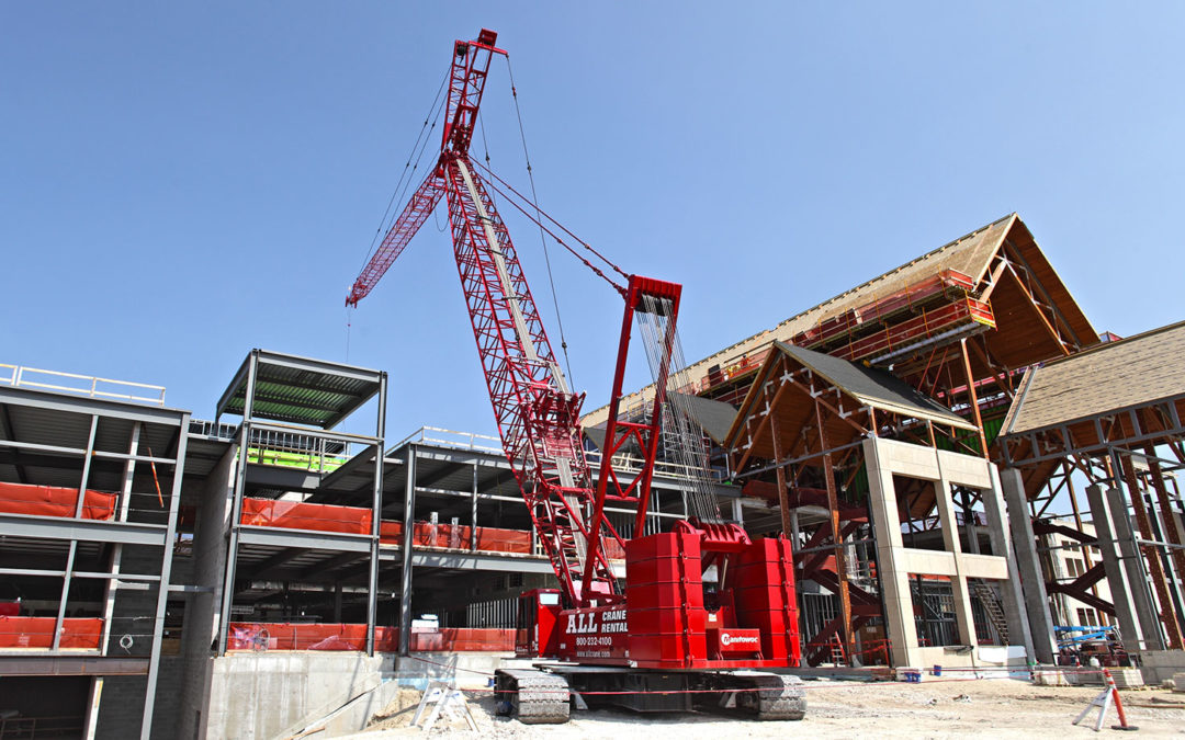 All Erection Manitowoc 999 keeps Acuity expansion on track in Wisconsin