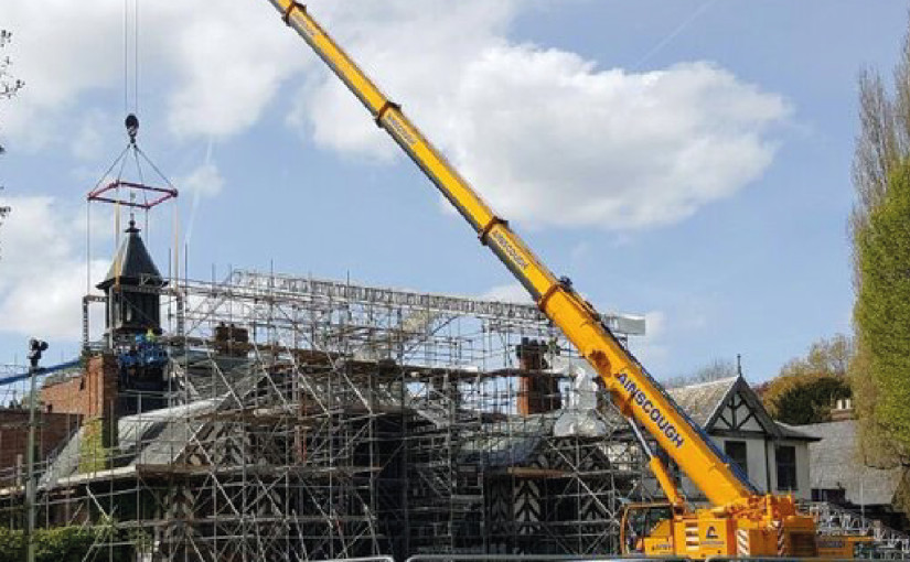 AINSCOUGH CRANE HIRE GIVES HELPING HAND TO RESTORATION OF FIRE DAMAGED TUDOR HALL IN MANCHESTER, UK
