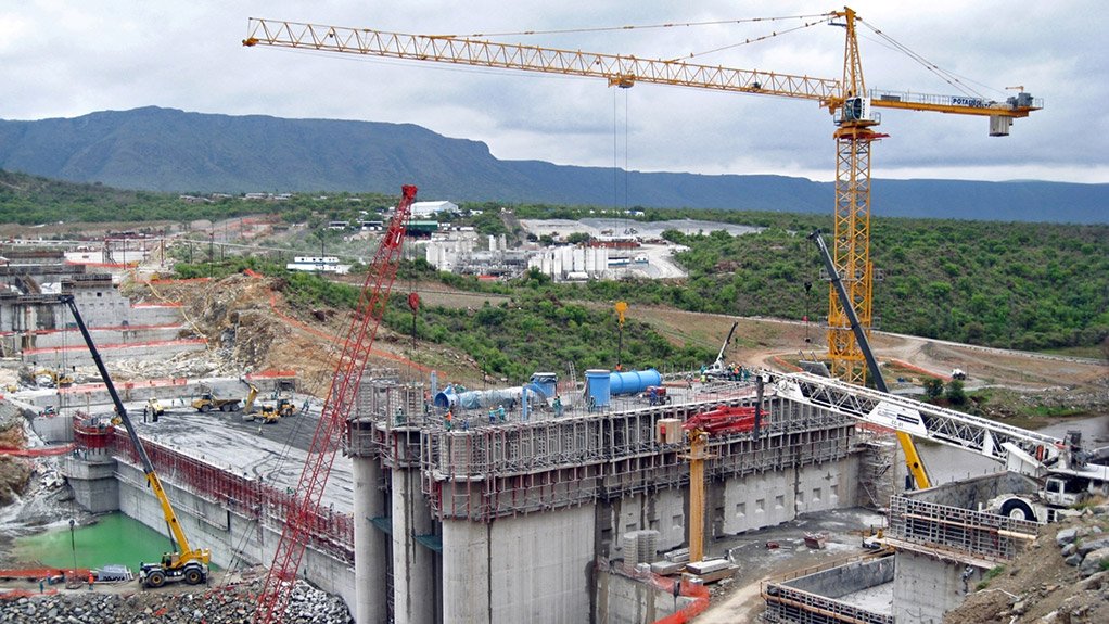 South Africa’s SA French Gives African Tower Crane Users A Lift