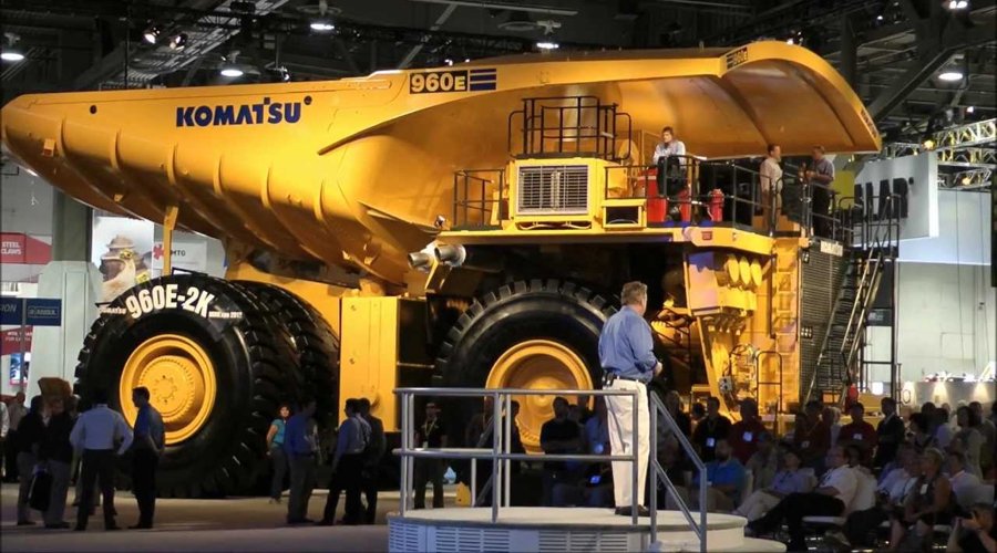Komatsu Signals Mining Optimism in $2.9 Billion Joy Takeover