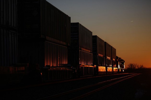 Container falls from crane, crushes man to death at Jersey City rail yard