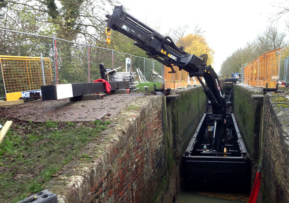 Check out this one of kind 36-ton Amco Veba mounted on 50′ narrowboat in the UK