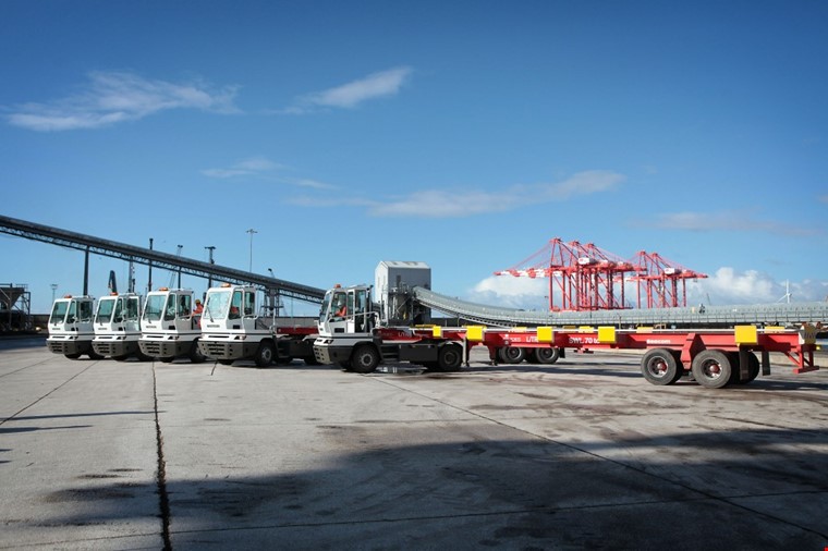 Peel Port in UK unveils £2.6m worth of new tractors and trailers
