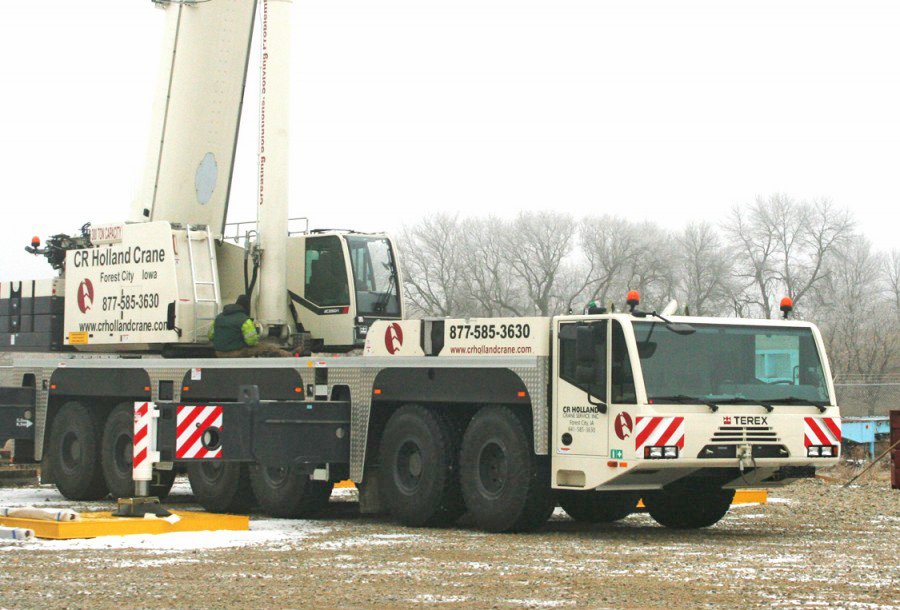 CR Holland Crane Service Recognized for Commitment to Crane Safety