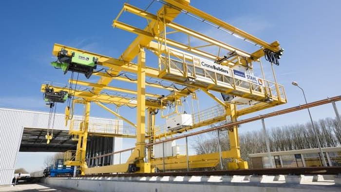 Japanese crane maker, Kito to bid for German cranemaker Stahl