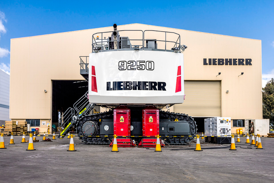 Liebherr Australia celebrates 35 years of incorporation