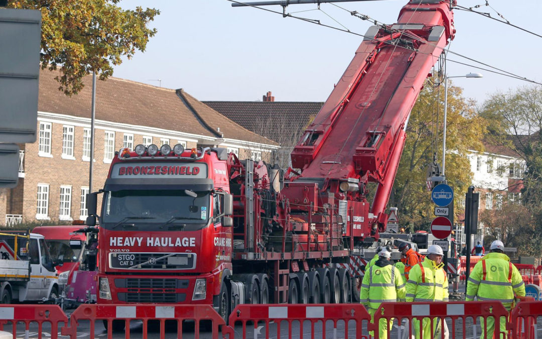 A Bronzeshield Liebherr LTM 1500-8.1 mobile crane was called into upright the Croydon Tram