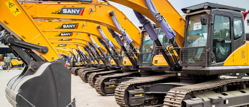 In China, new excavator and heavy truck sales surge again in November-Up 73%