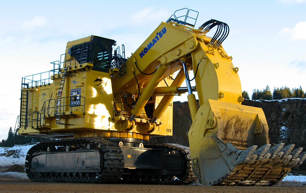 Komatsu Joins Peers to Signal Mining Rebound Remains Elusive