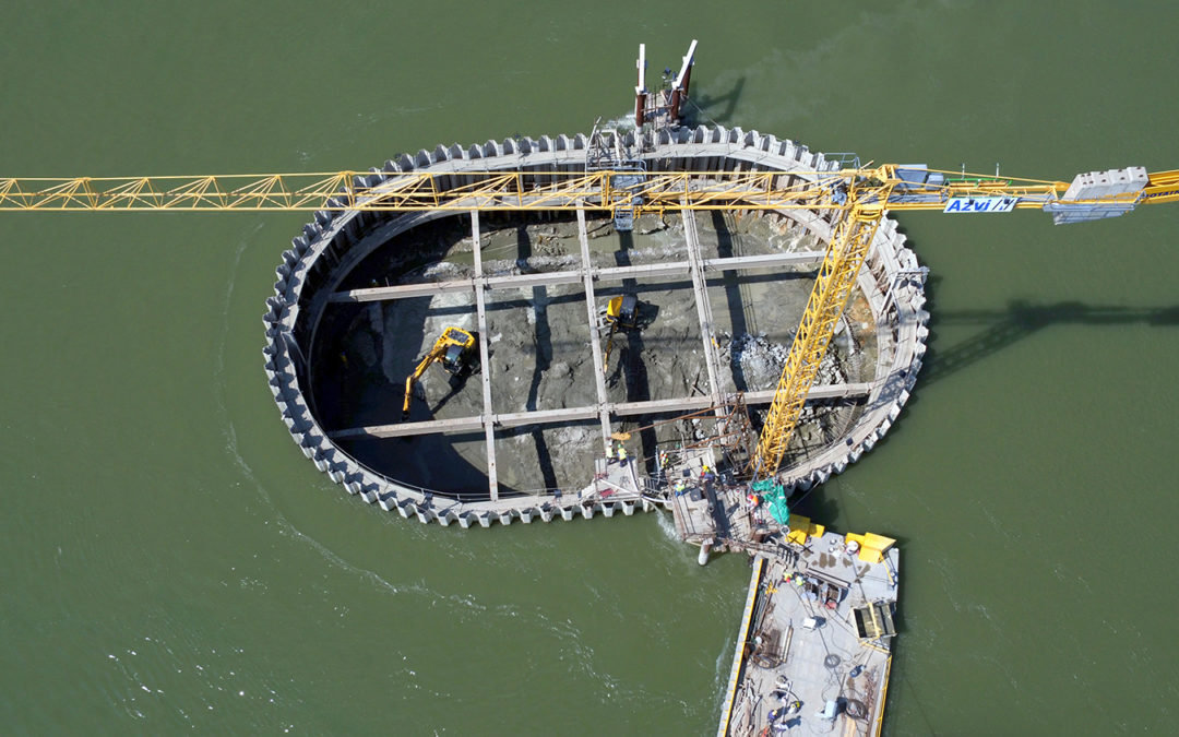 Remote Control Functions on a Flat Top Potain Tower Crane boost Serbian bridge reconstruction productivity