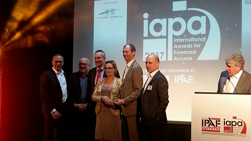 Riwal wins access rental company of the year 2017 award from Access International magazine