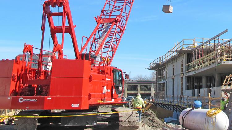 Manitowoc Sales Down 28.4% in 1Q of 2017