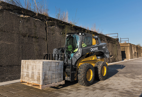 John Deere introducing New Severe-Duty Pallet Forks for heavy lifting