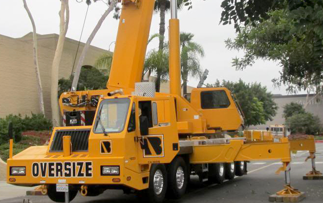 Bragg Crane based in Southern California finalized the purchase of eight new Link-Belt Cranes