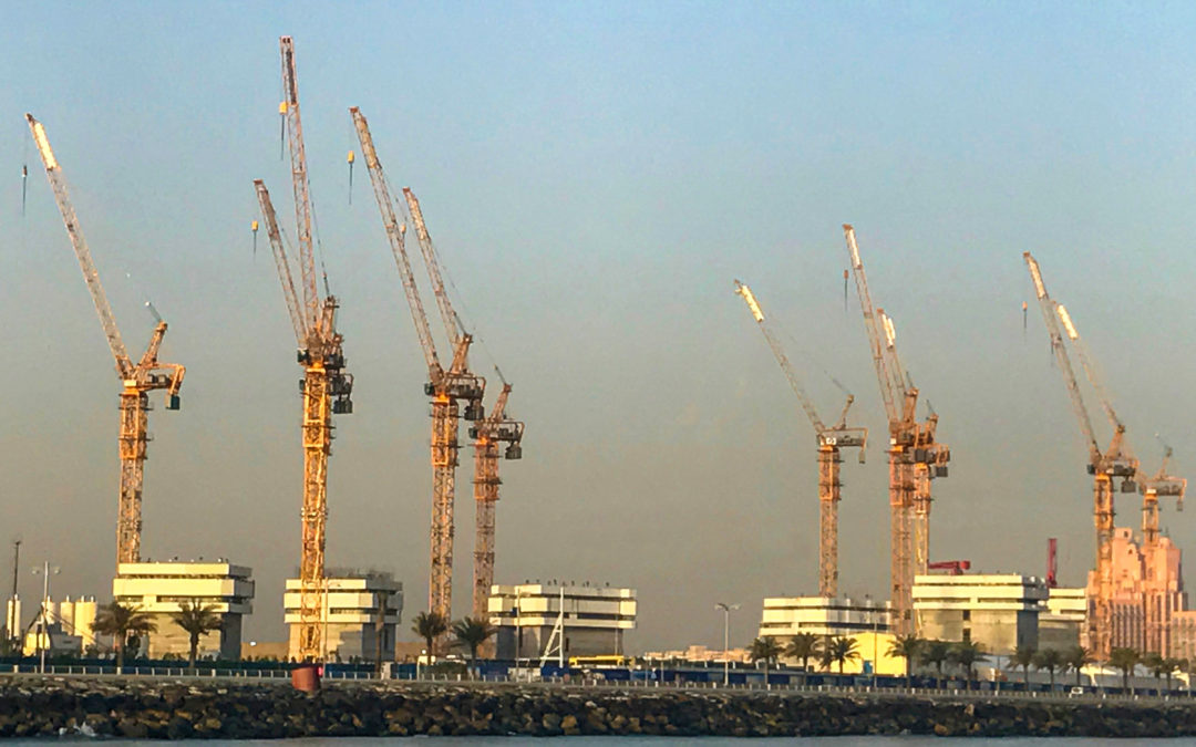 Potain Luffing Jib Tower Crane are onsite constructing a new resort in Dubai’s Palm Jumeirah