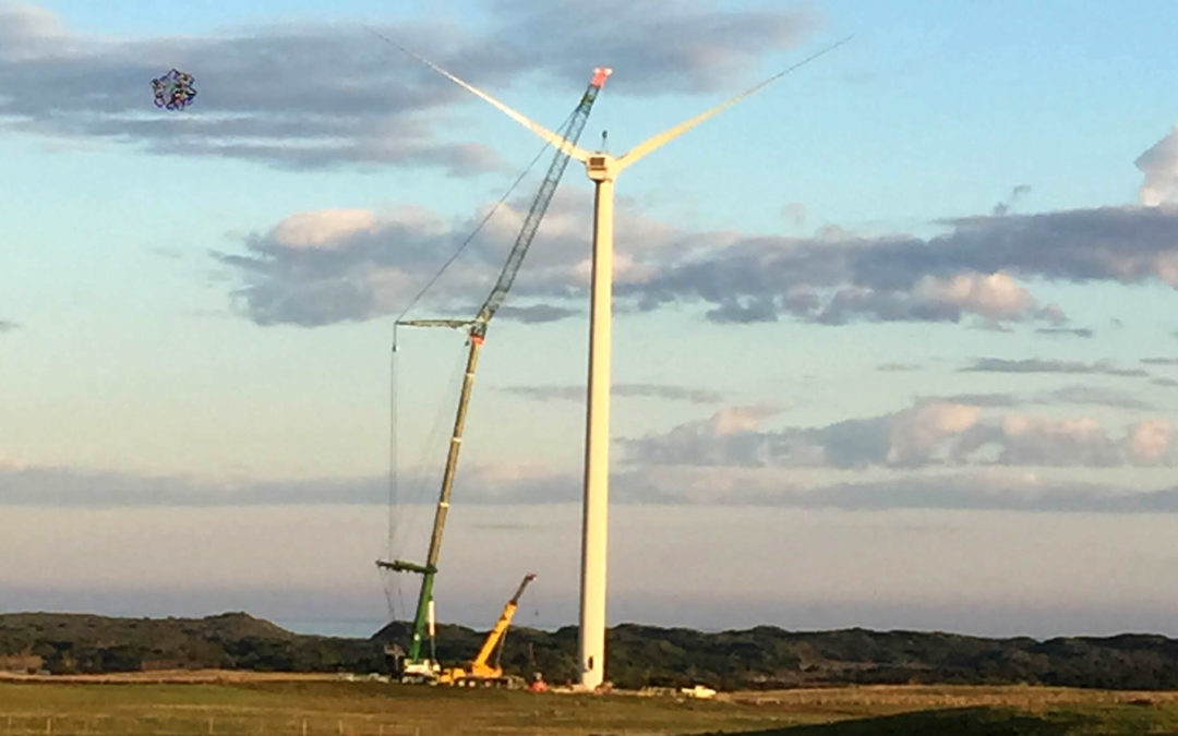Grove GMK6400 All Terrain Crane with MegaWing Lift attachment handles wind farm in Tasmania