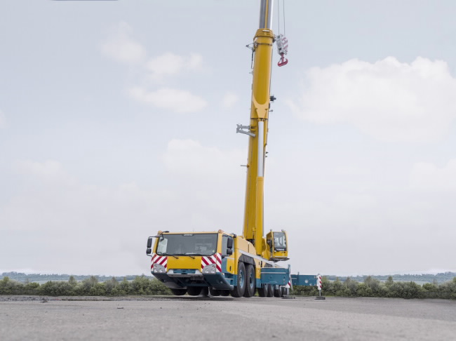 Swiss Interkran AG adds Demag AC 300-6 and Demag AC 100-4L AT cranes to line up