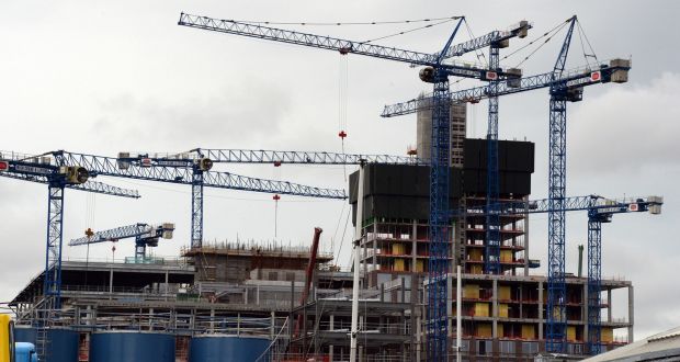 Dublin Ireland tower crane count drops to 71 in April